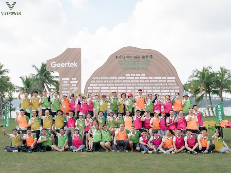 Số lượng người tham gia và lịch trình làm việc của toàn bộ nhân sự là yếu tố quan trọng quyết định