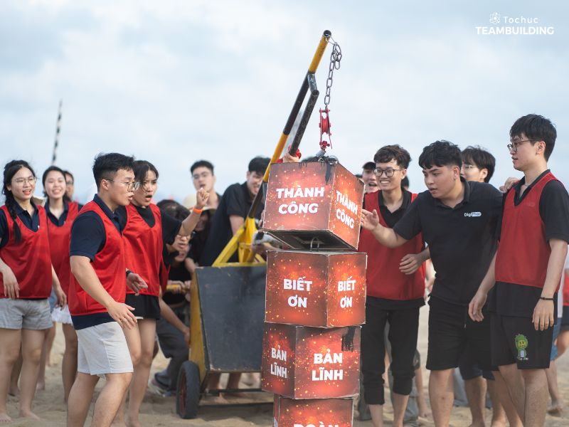 Tổ chức team building Bãi Cháy