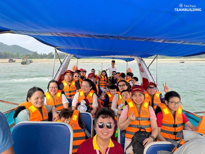 Tổ chức team building Cô Tô