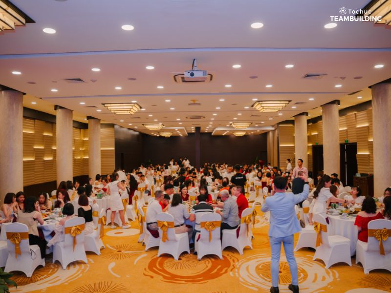 Tổ chức team building Cô Tô