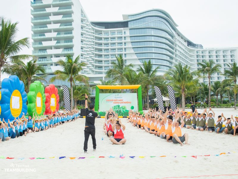 Tổ chức team building Đồi Rồng